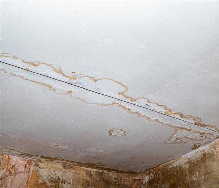 Damage ceiling from water pipelines leakage